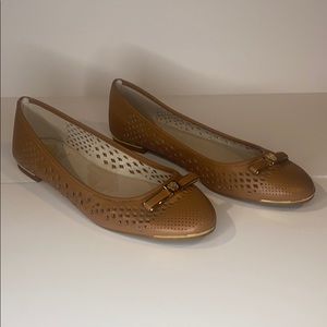 Vince Camuto Celindan Leather Round Toe Flats